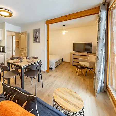 T2 A Francois Longchamp, 6 Pers, Balcon Sud, Proche Pistes - Fr-1-807-22 *