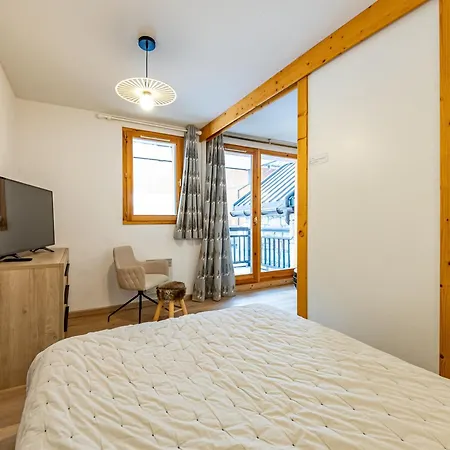 T2 A Francois Longchamp, 6 Pers, Balcon Sud, Proche Pistes - Fr-1-807-22